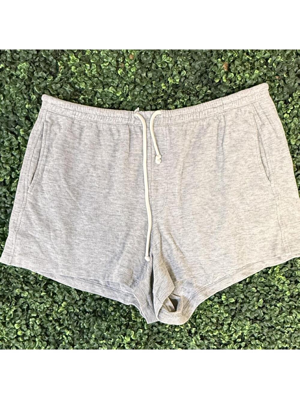🩶 Veril gray lounge shorts